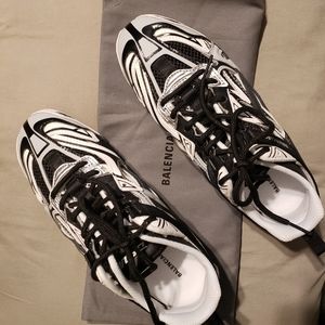 Balenciaga drive tennis shoes
